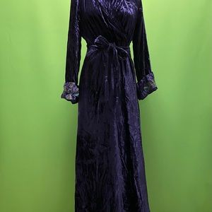 Amethyst full length crushed velvet robe with peacock details size medium